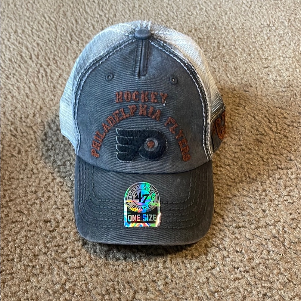 47 Brand Gray and White Philadelphia Flyers Hat